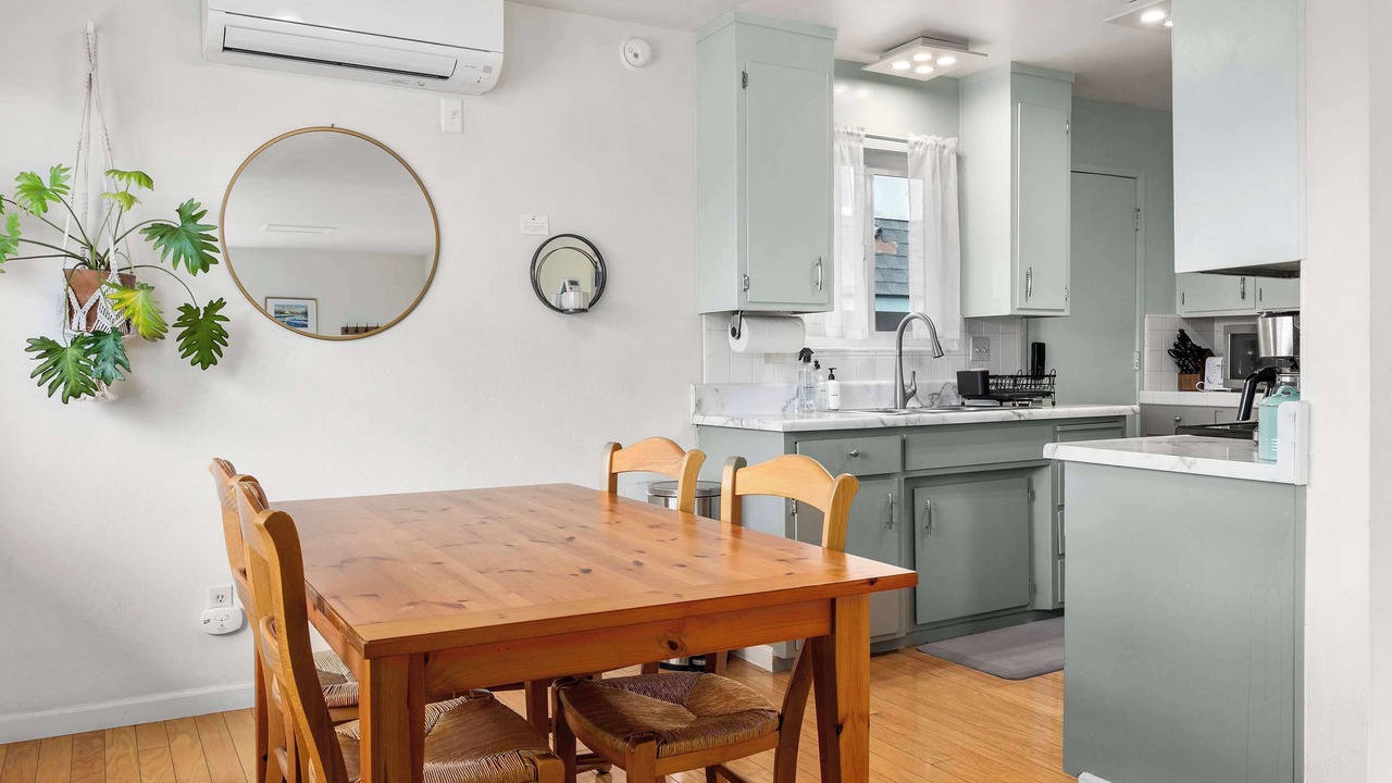 Photo of Others in Seabright