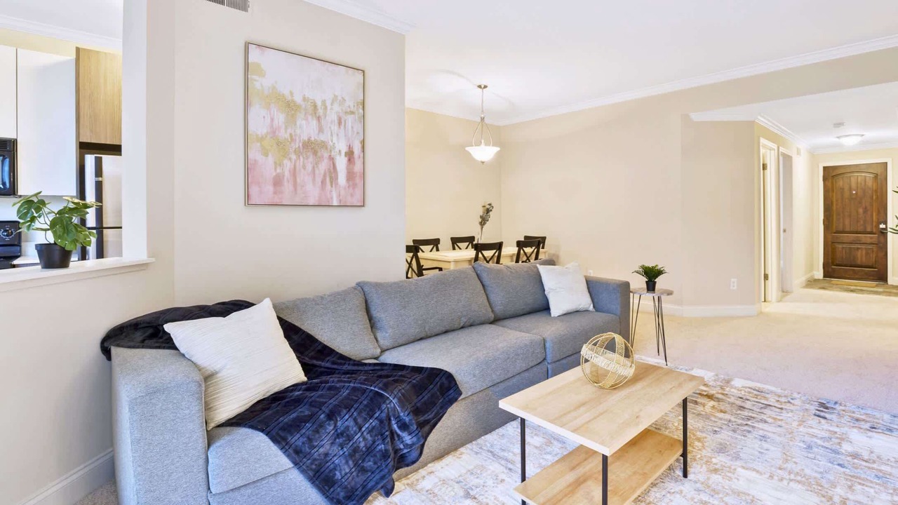 Photo of Livingroom in Novi