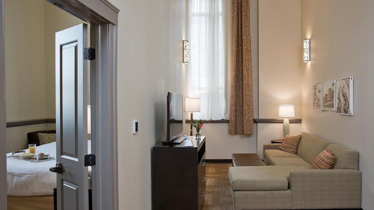 Photo of Bedroom in Downtown Baltimore