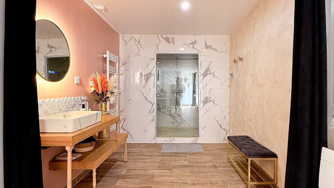 Photo of Bathroom in Bray-sur-Somme