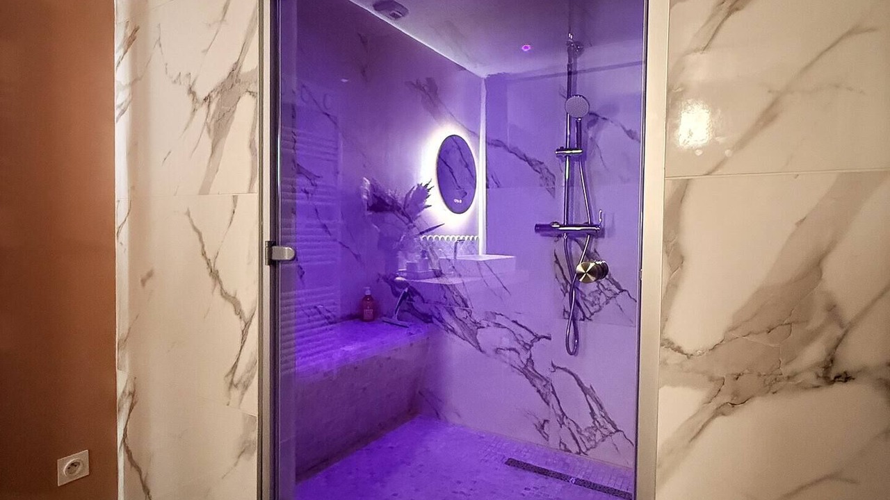 Photo of Bathroom in Bray-sur-Somme