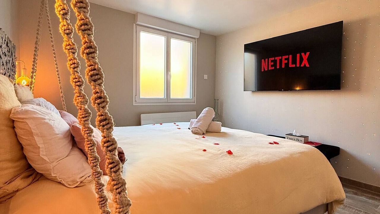 Photo of Bedroom in Bray-sur-Somme
