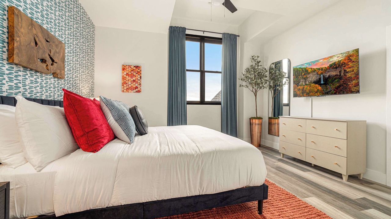 Photo of Bedroom in Lansing