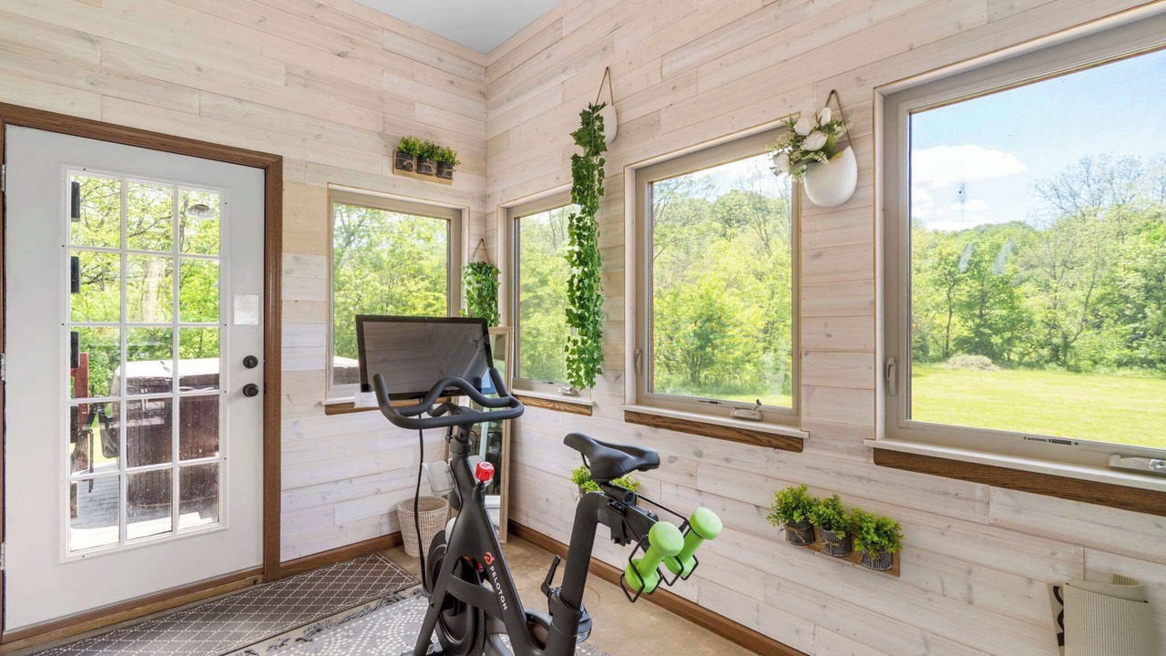 Photo of Bedroom in Rogers