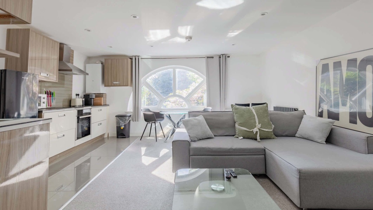 Photo of Livingroom in Rotherhithe