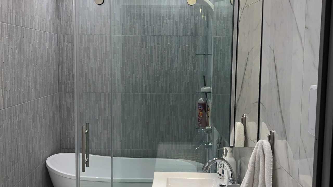 Photo of Bathroom in Laval