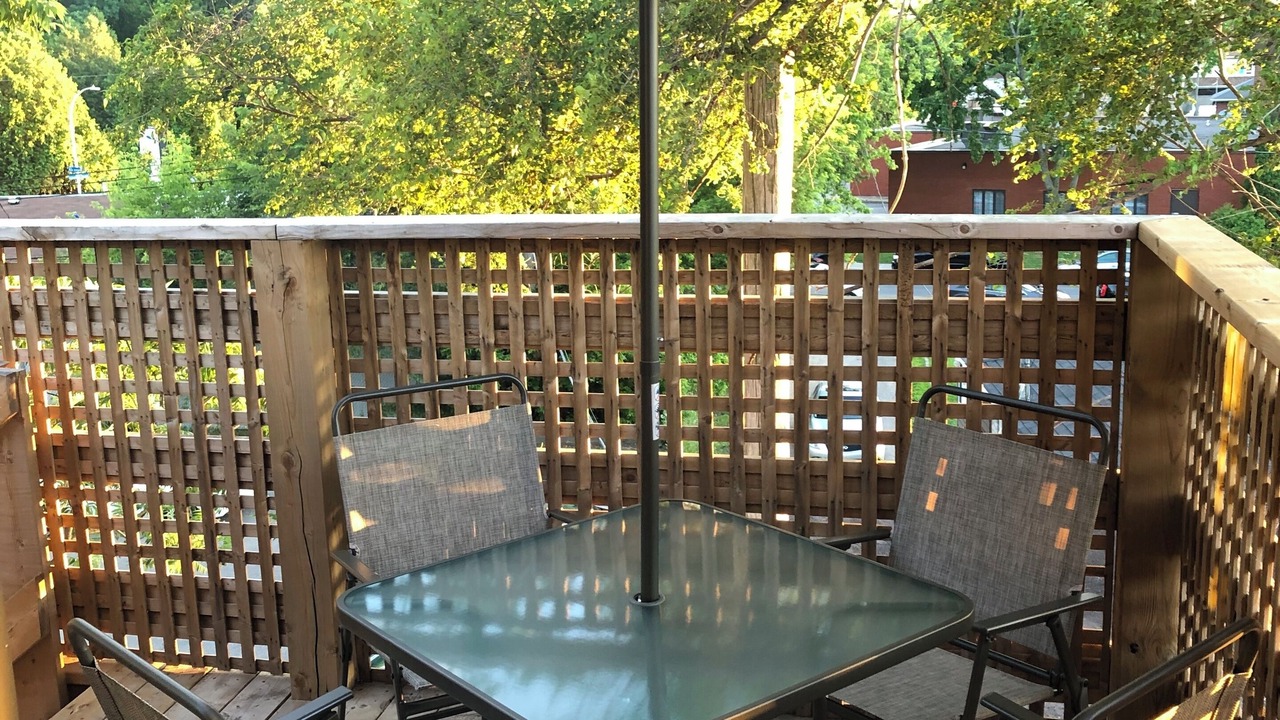 Photo of Outdoor in Laval