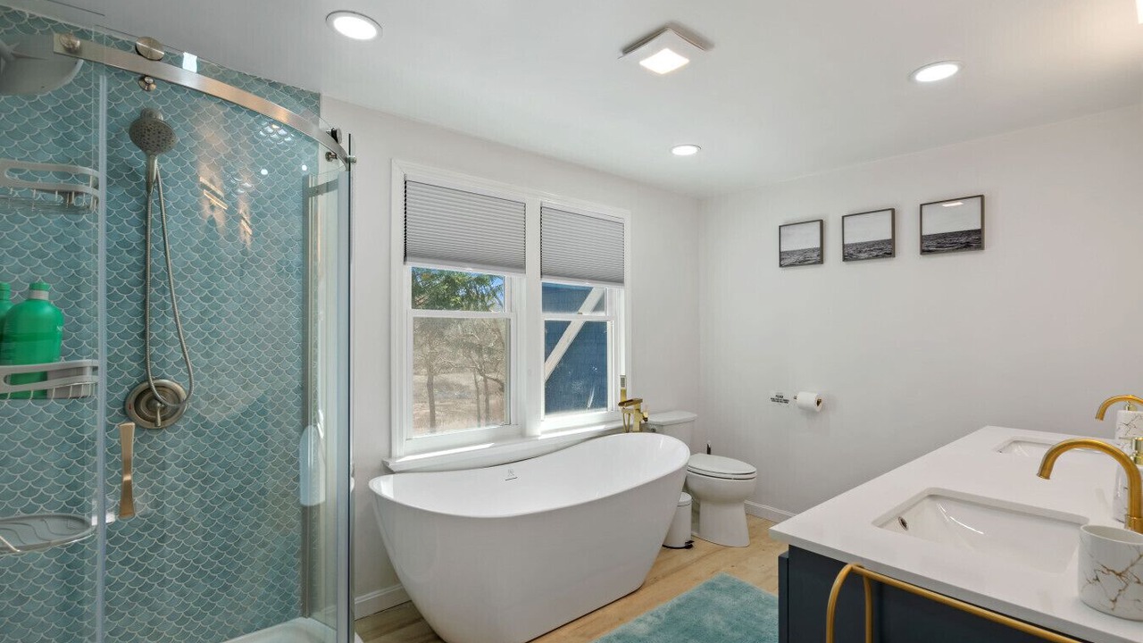 Photo of Bathroom in Wareham Center