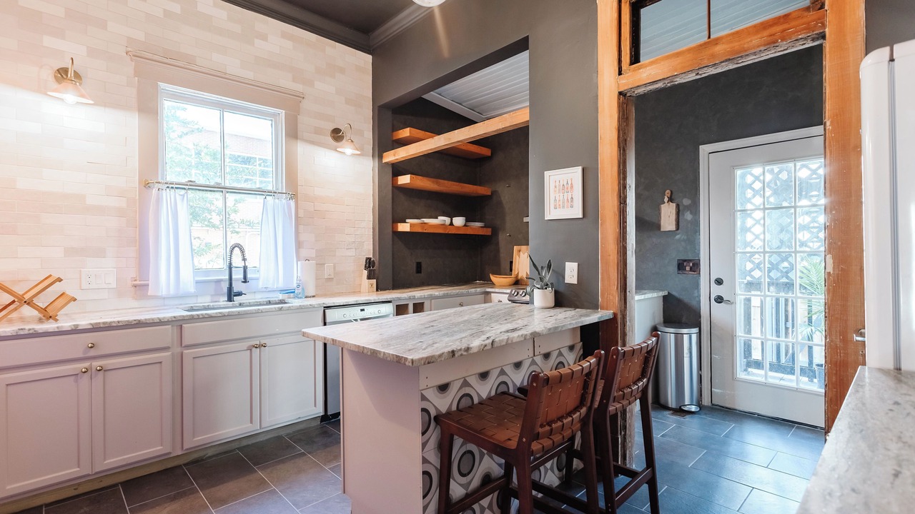 Photo of Kitchen in Thomas Square