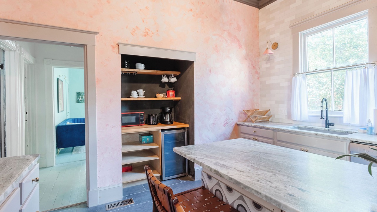 Photo of Kitchen in Thomas Square