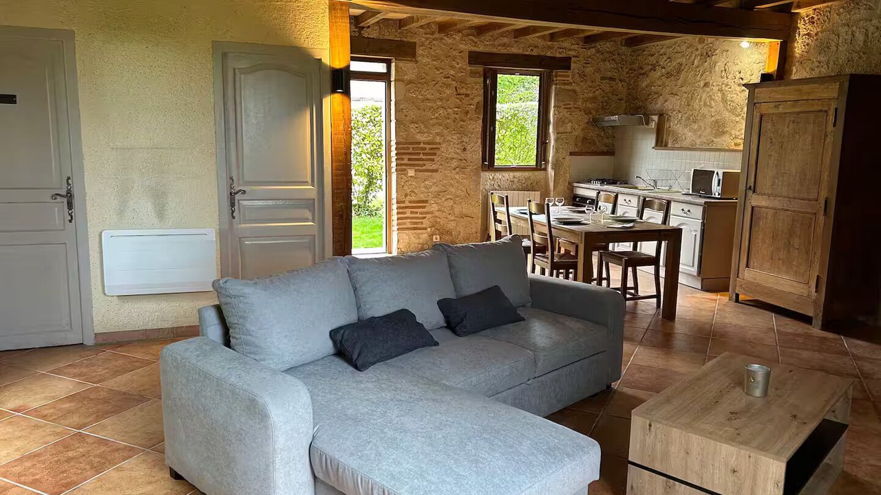 Photo of Livingroom in Dolmayrac