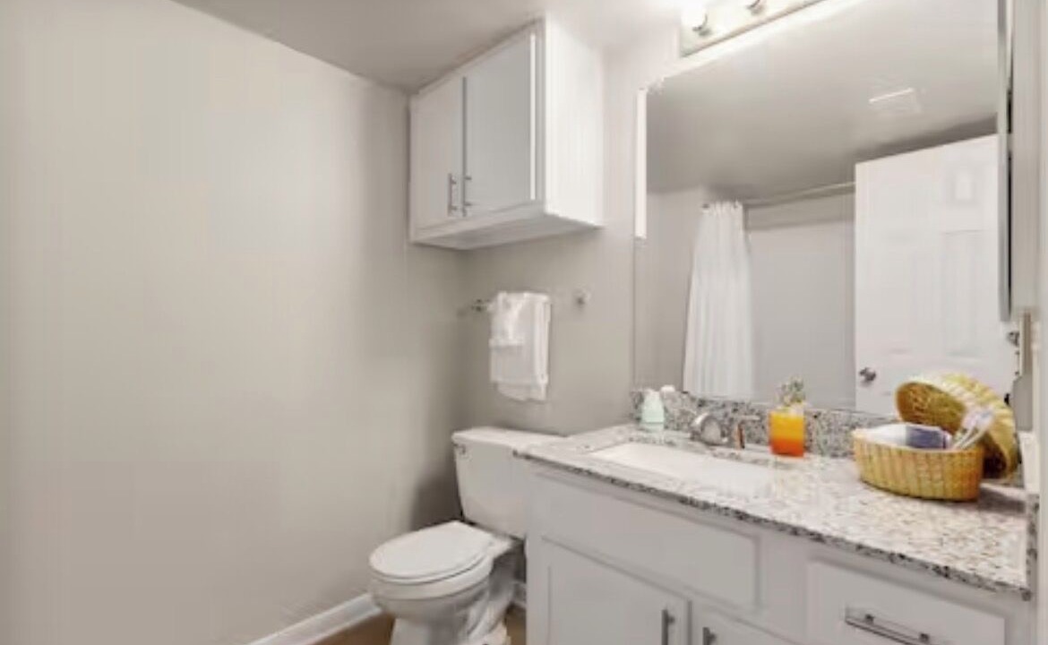 Photo of Bathroom in Pleasant Valley