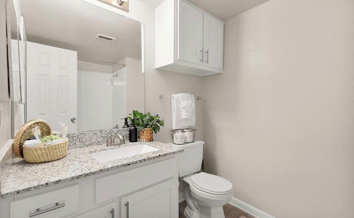 Photo of Bathroom in Pleasant Valley