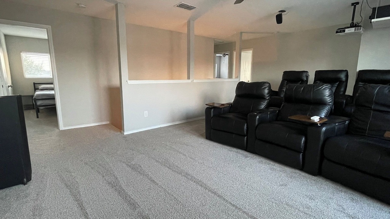 Photo of Livingroom in Wetmore