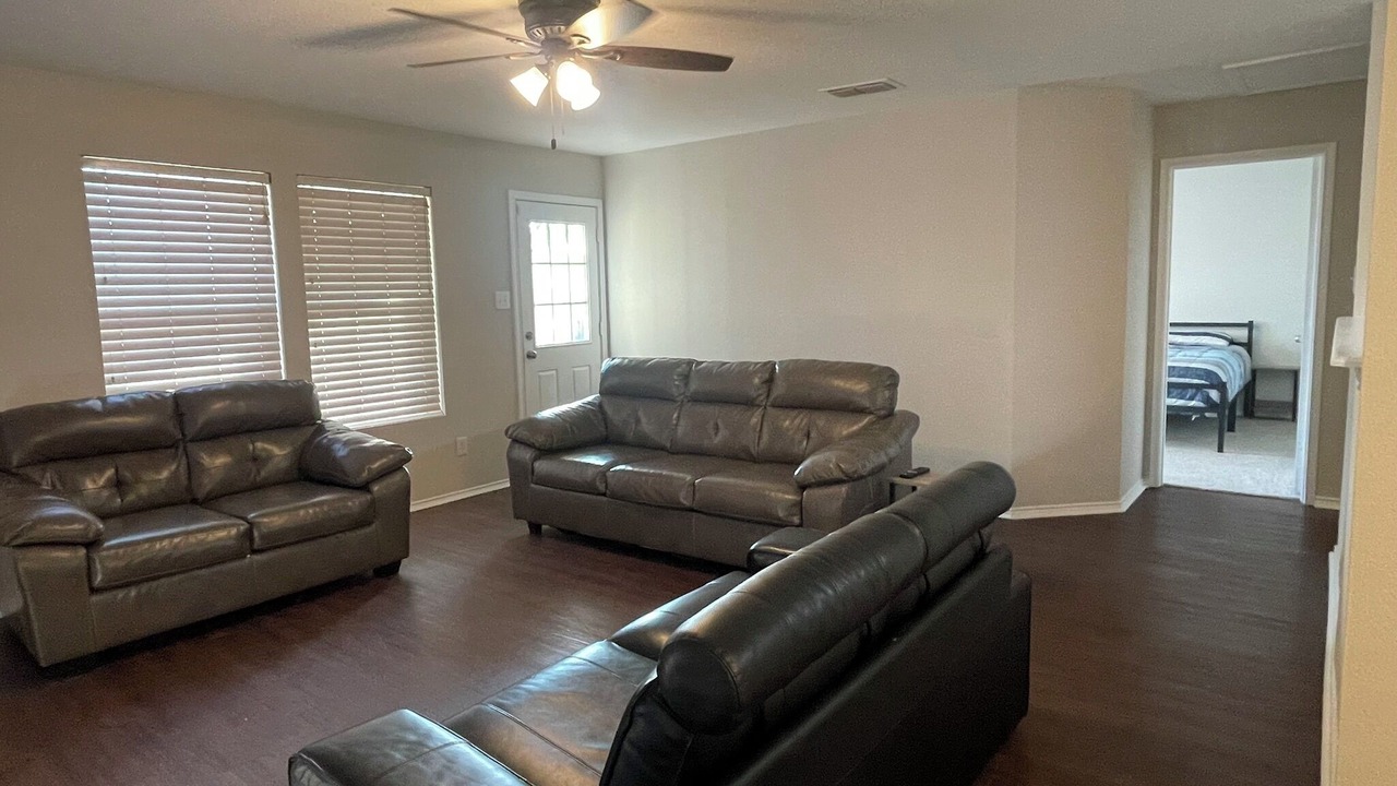 Photo of Livingroom in Wetmore