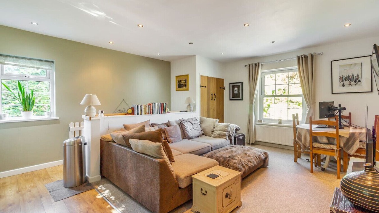 Photo of Livingroom in Cowbridge