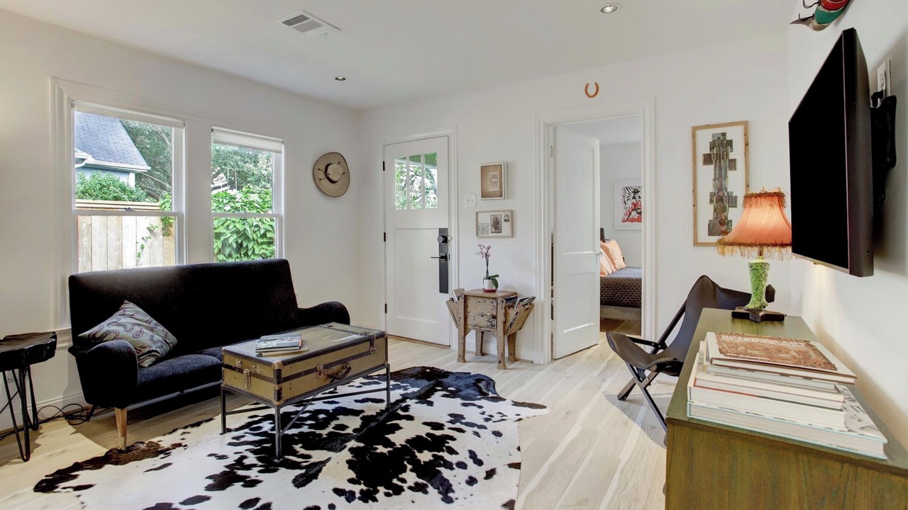 Photo of Livingroom in Houston Heights