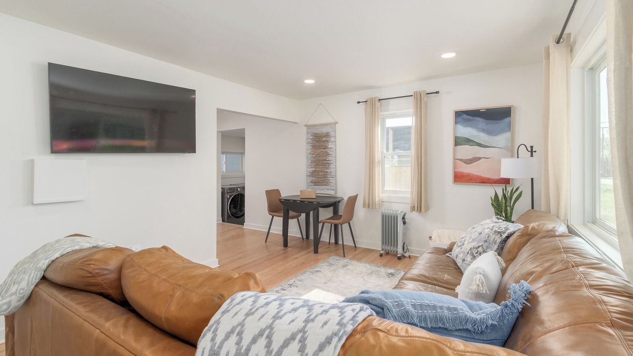 Photo of Livingroom in Southeast Eugene