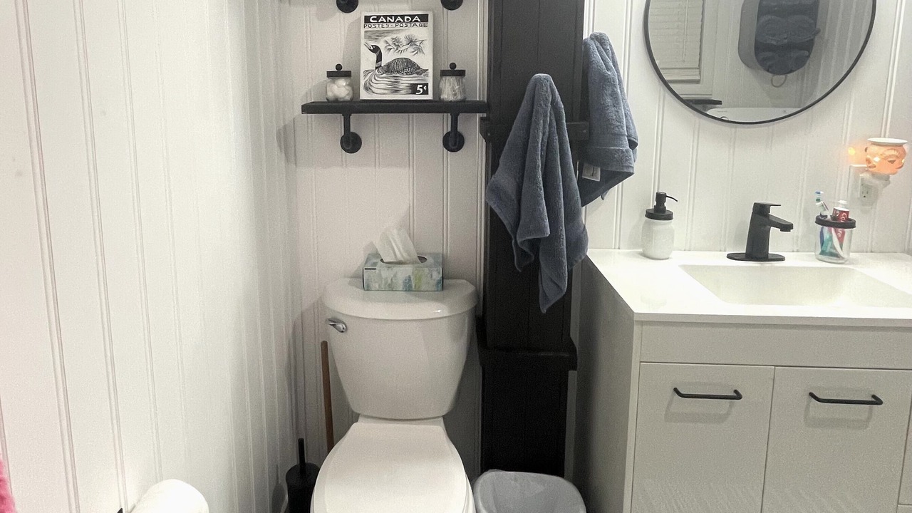 Photo of Bathroom in Winnipeg Beach