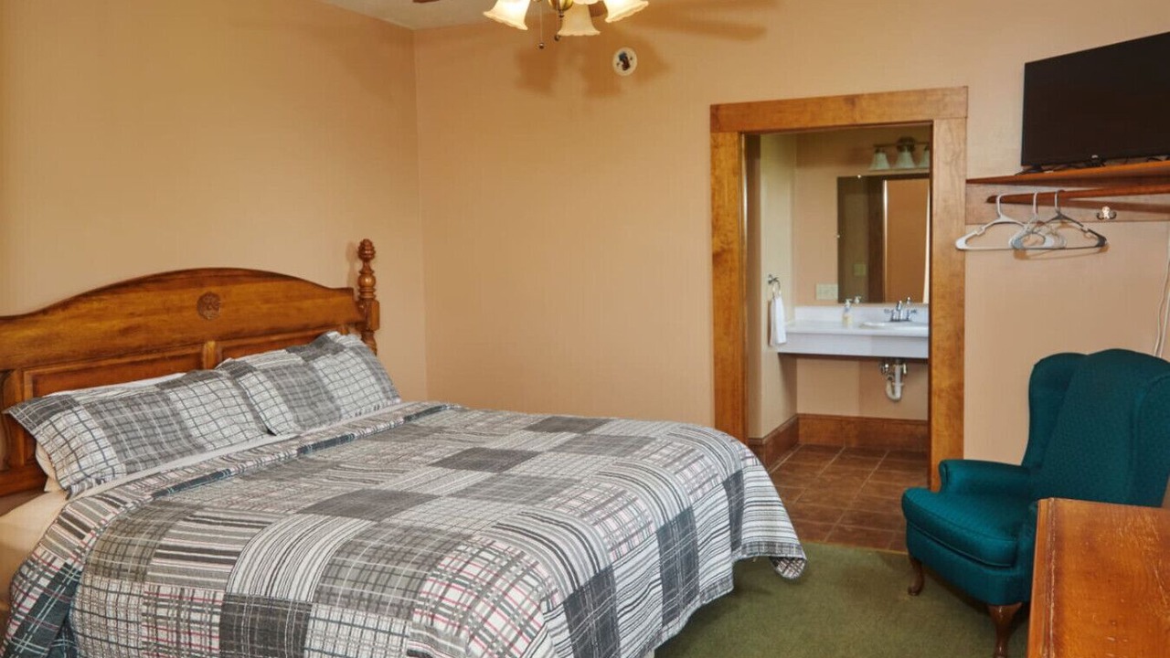 Photo of Bedroom in Timberline