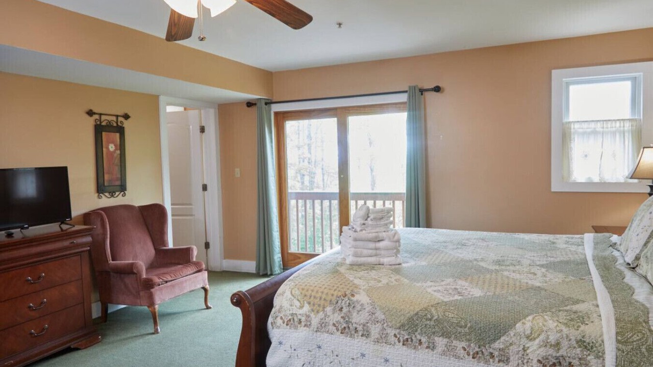 Photo of Bedroom in Timberline
