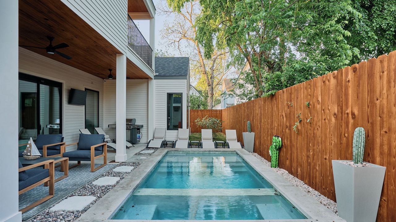 Photo of Outdoor in Govalle