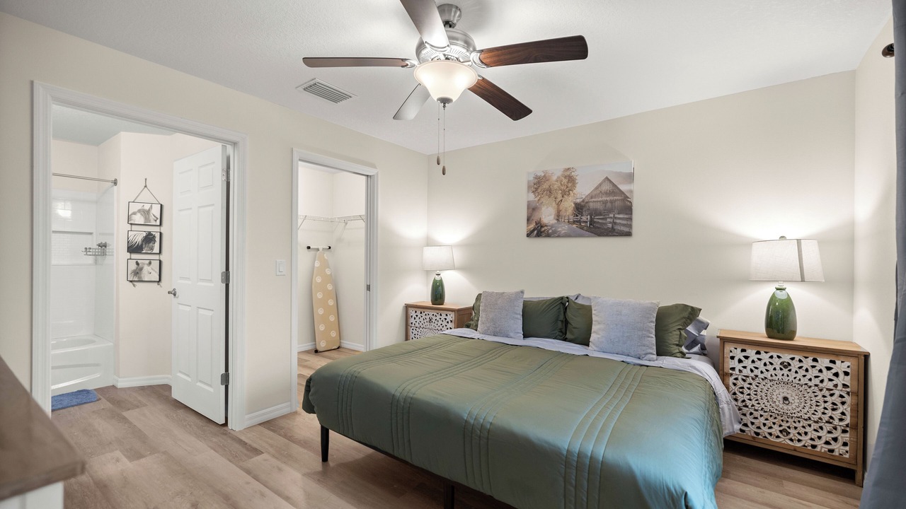 Photo of Bedroom in Candler