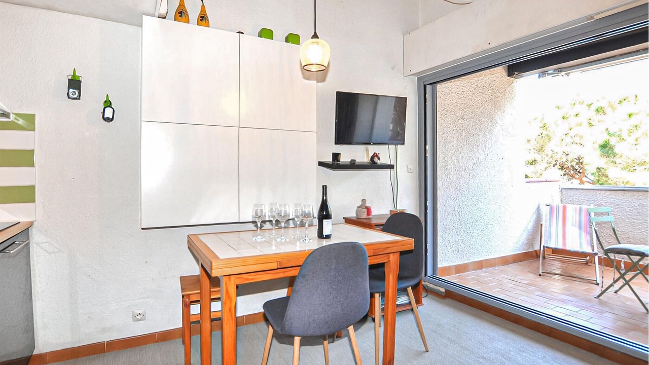 Photo of Bedroom in Saint-Cyprien Plage
