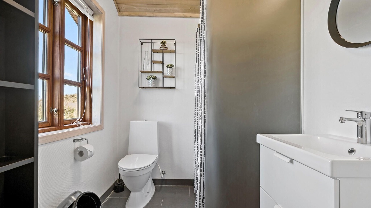 Photo of Bathroom in Haurvig