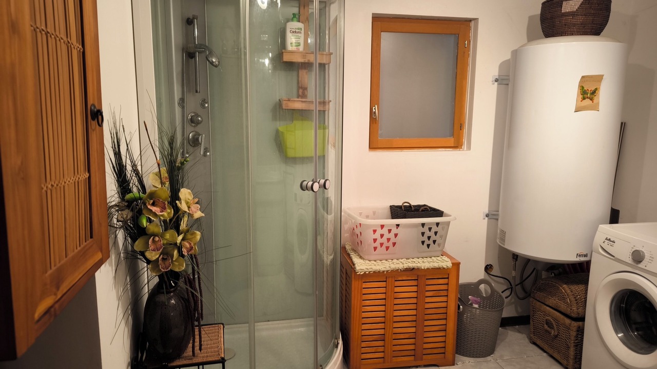 Photo of Bathroom in Vic-la-Gardiole