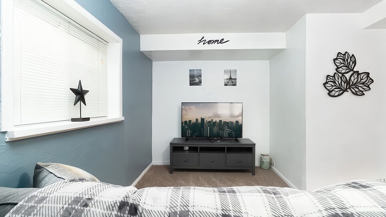 Photo of Bedroom in Millcreek