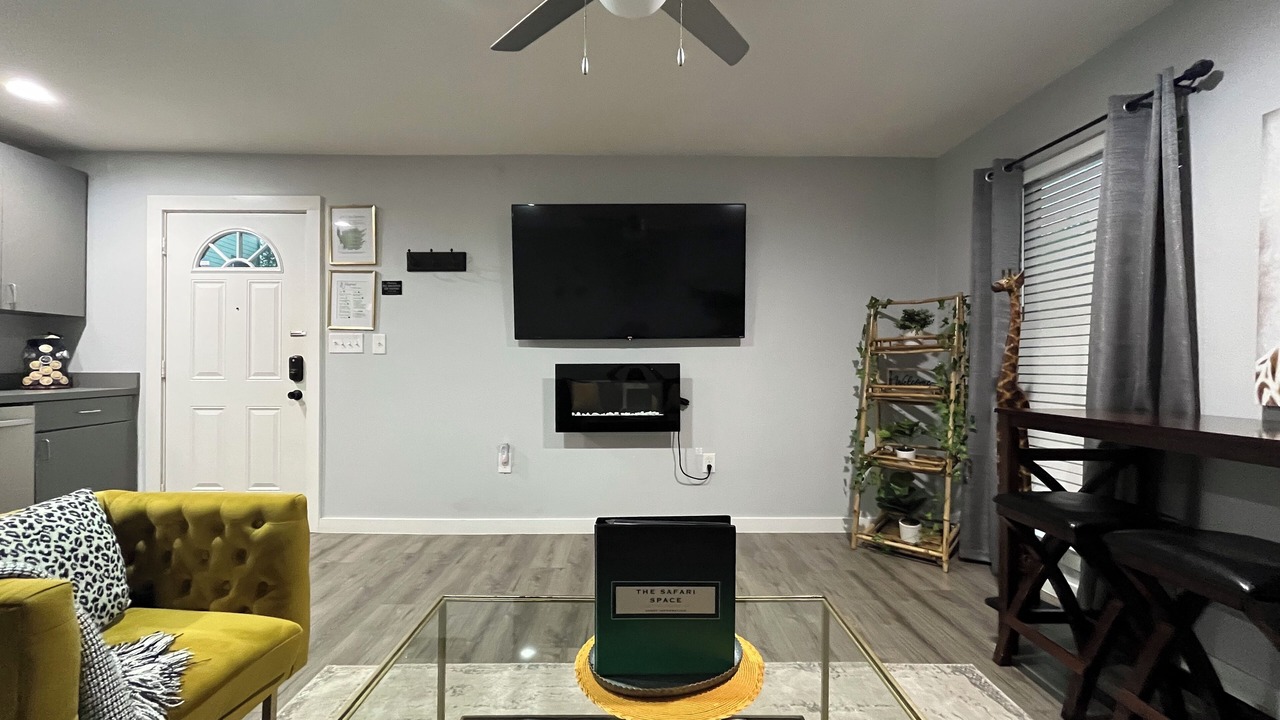 Photo of Livingroom in Cedars