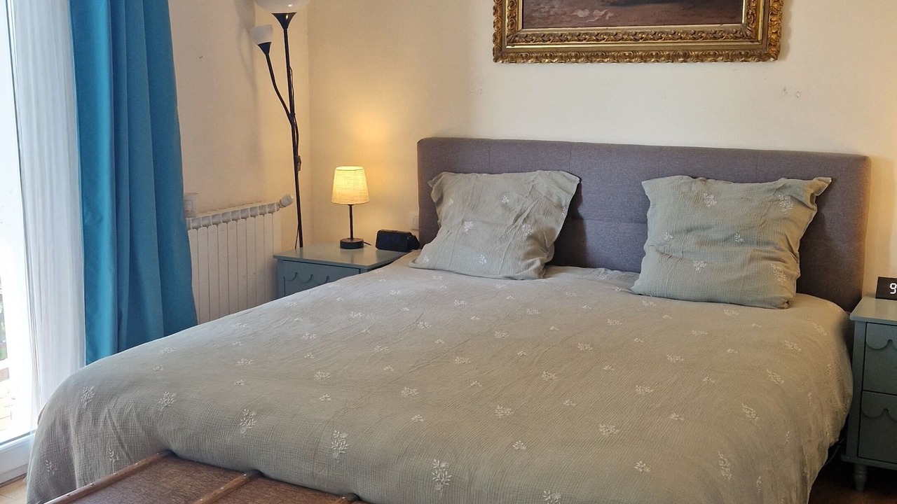 Photo of Bedroom in Vailhauques