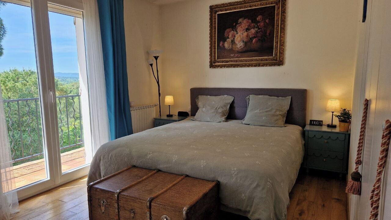 Photo of Bedroom in Vailhauques