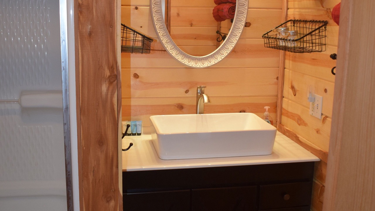 Photo of Bathroom in Long Lane