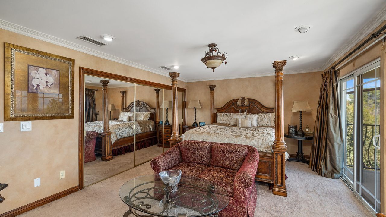 Photo of Bedroom in Woodland Hills