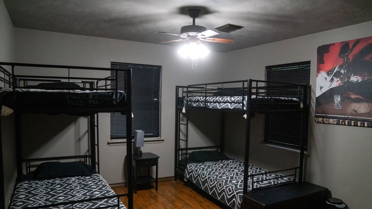 Photo of Bedroom in Barrett