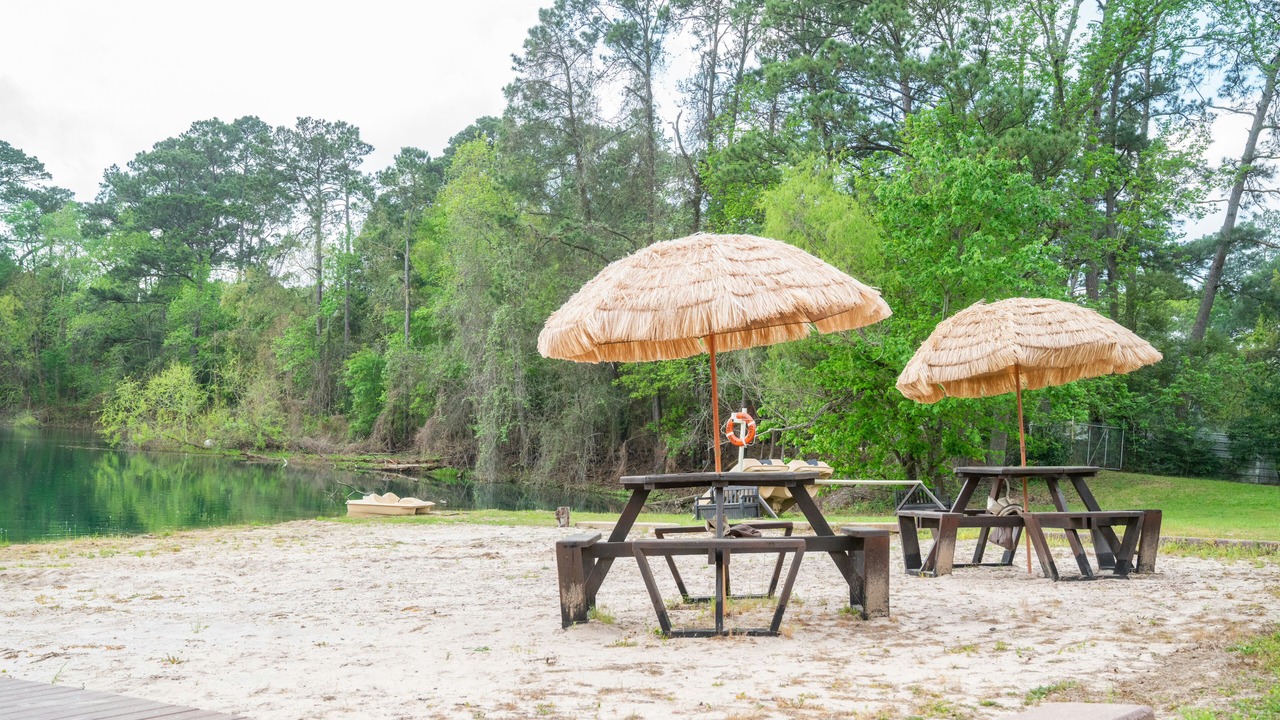Photo of Outdoor in Barrett