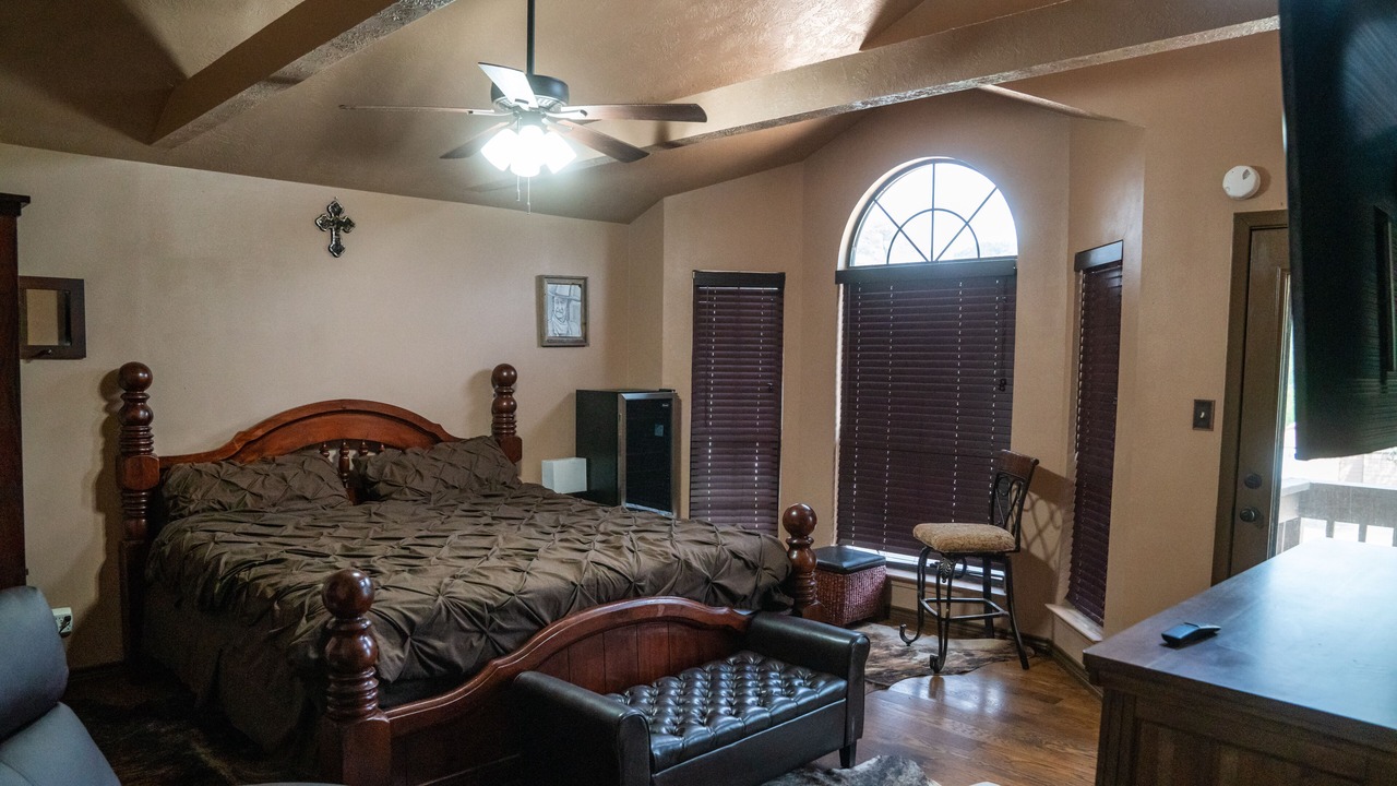 Photo of Bedroom in Barrett
