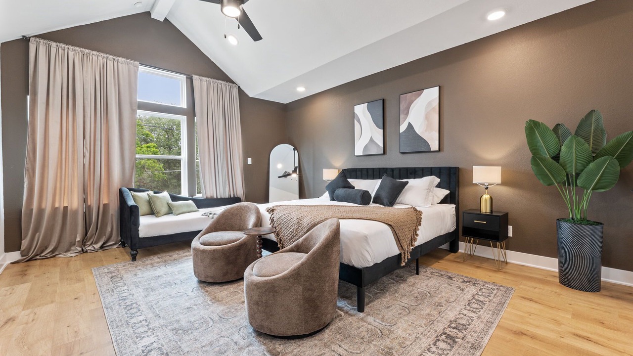 Photo of Bedroom in Greater East End
