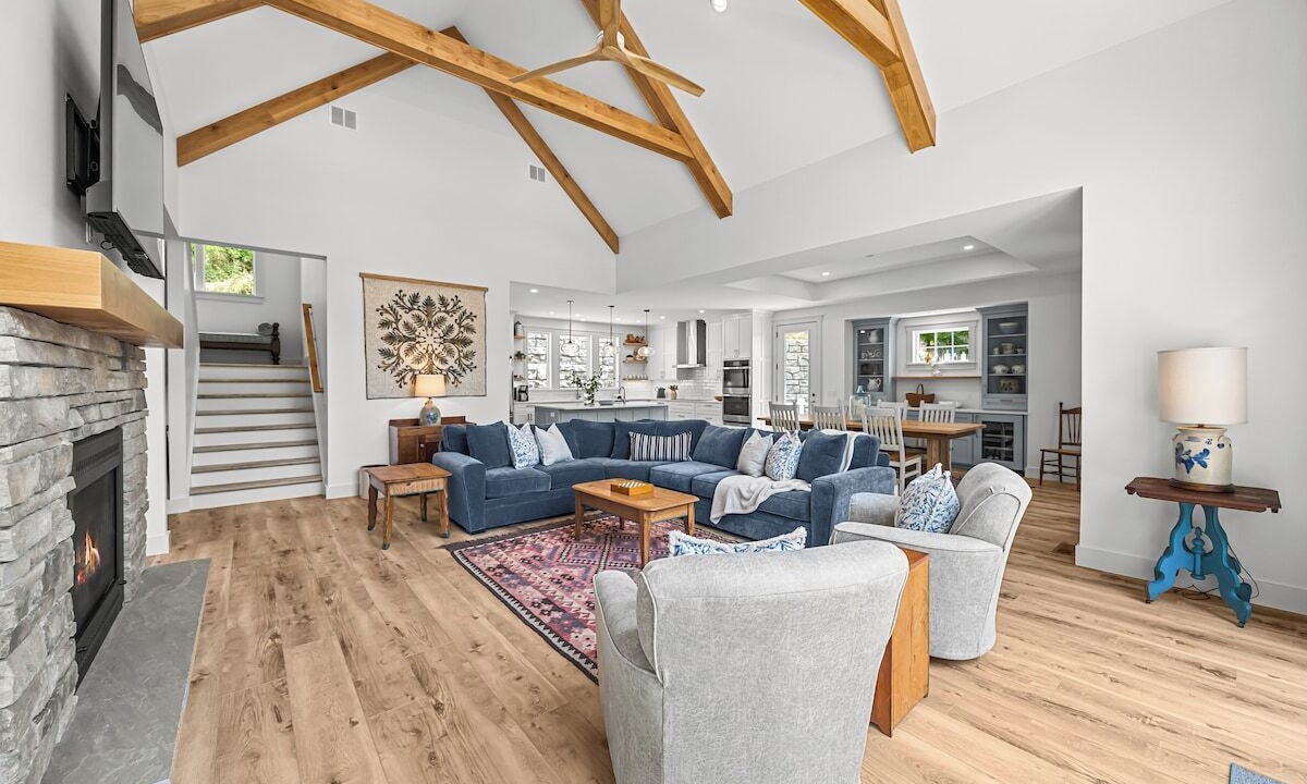 Photo of Livingroom in Town of Jerusalem