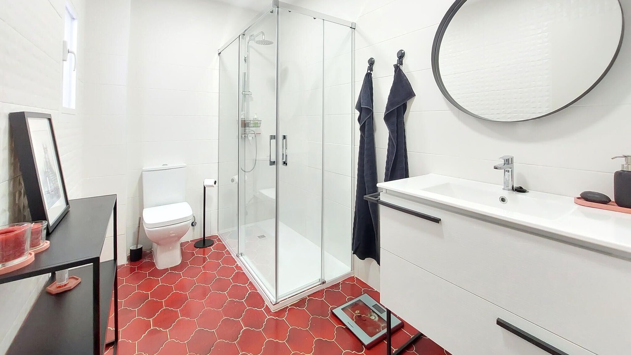 Photo of Bathroom in Llauri