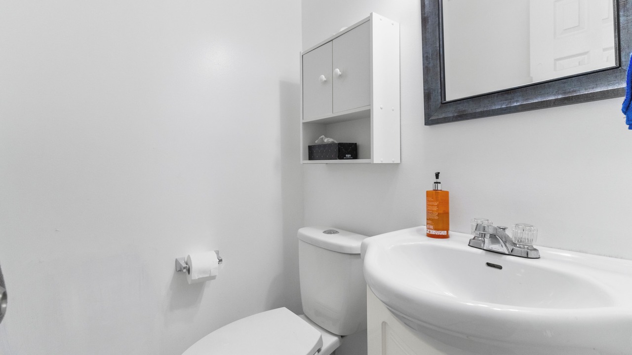 Photo of Bathroom in Niagara Falls
