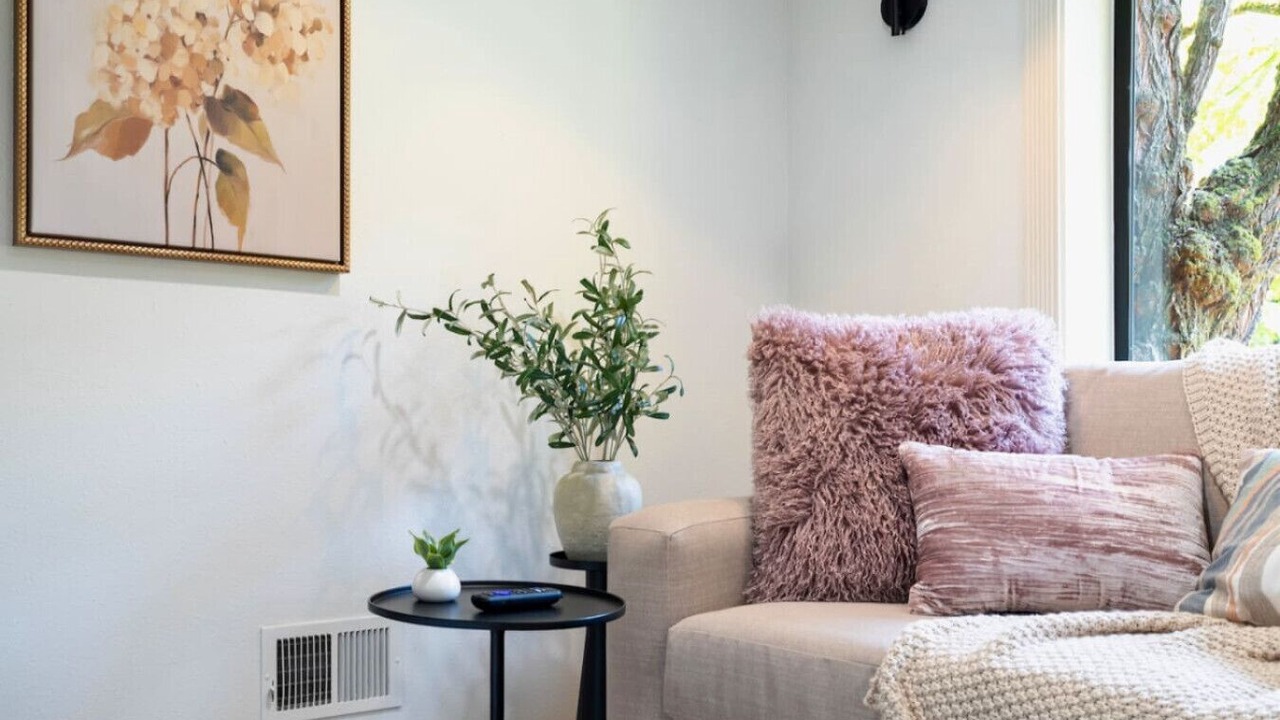 Photo of Livingroom in Bryn Mawr-Skyway