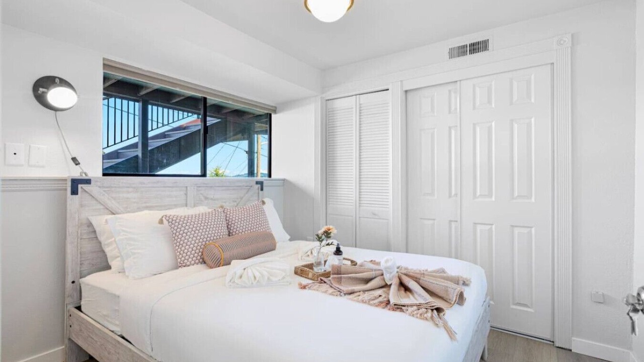 Photo of Bedroom in Bryn Mawr-Skyway