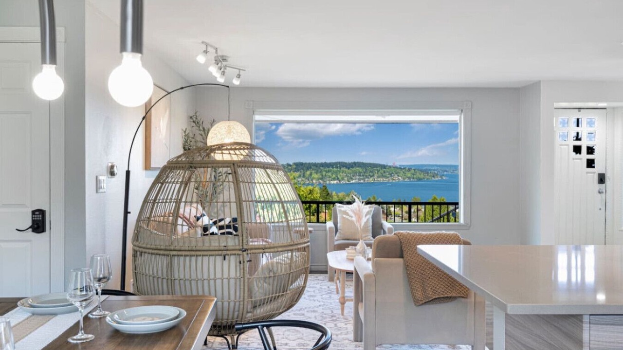 Photo of Others in Bryn Mawr-Skyway