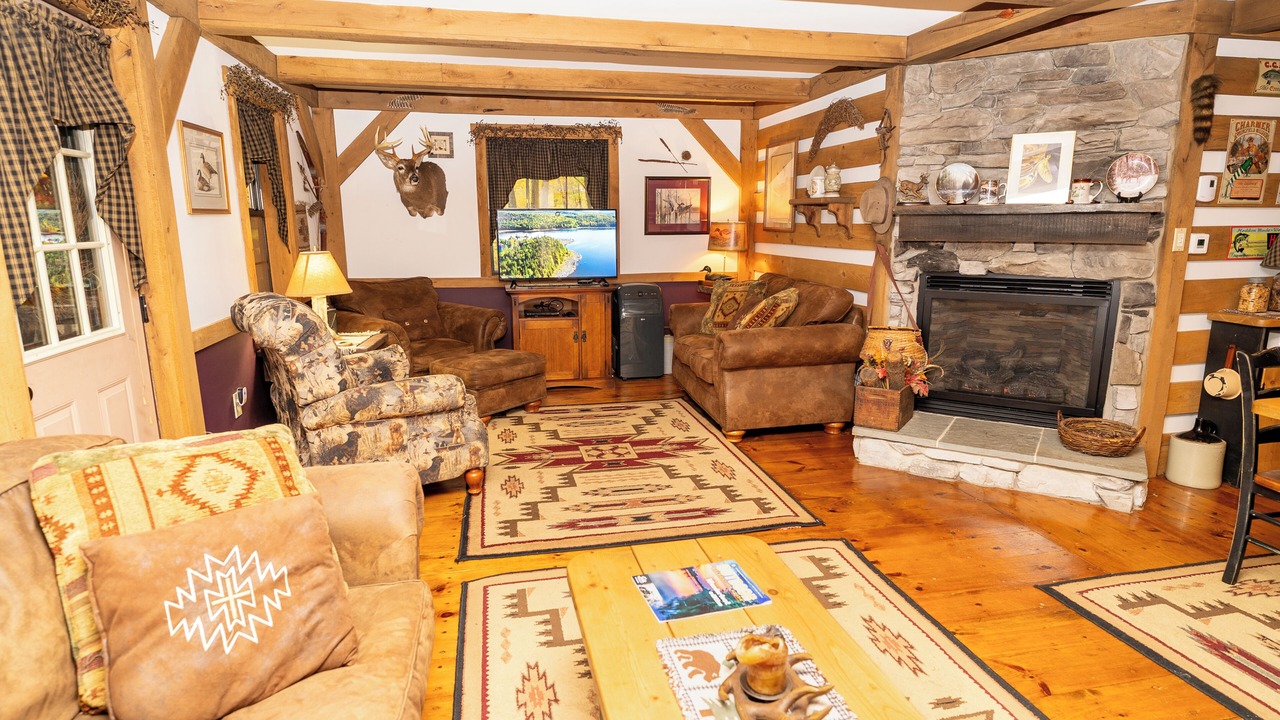 Photo of Livingroom in Weikert