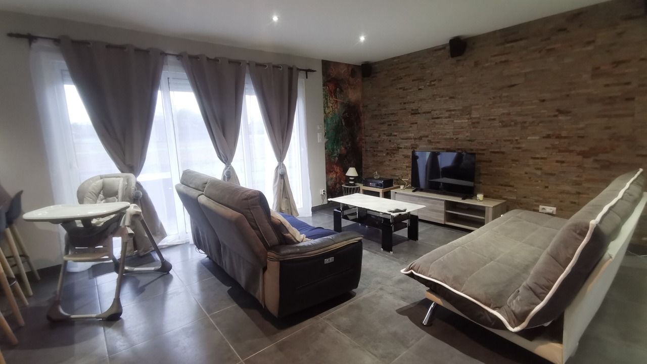 Photo of Livingroom in Juillan