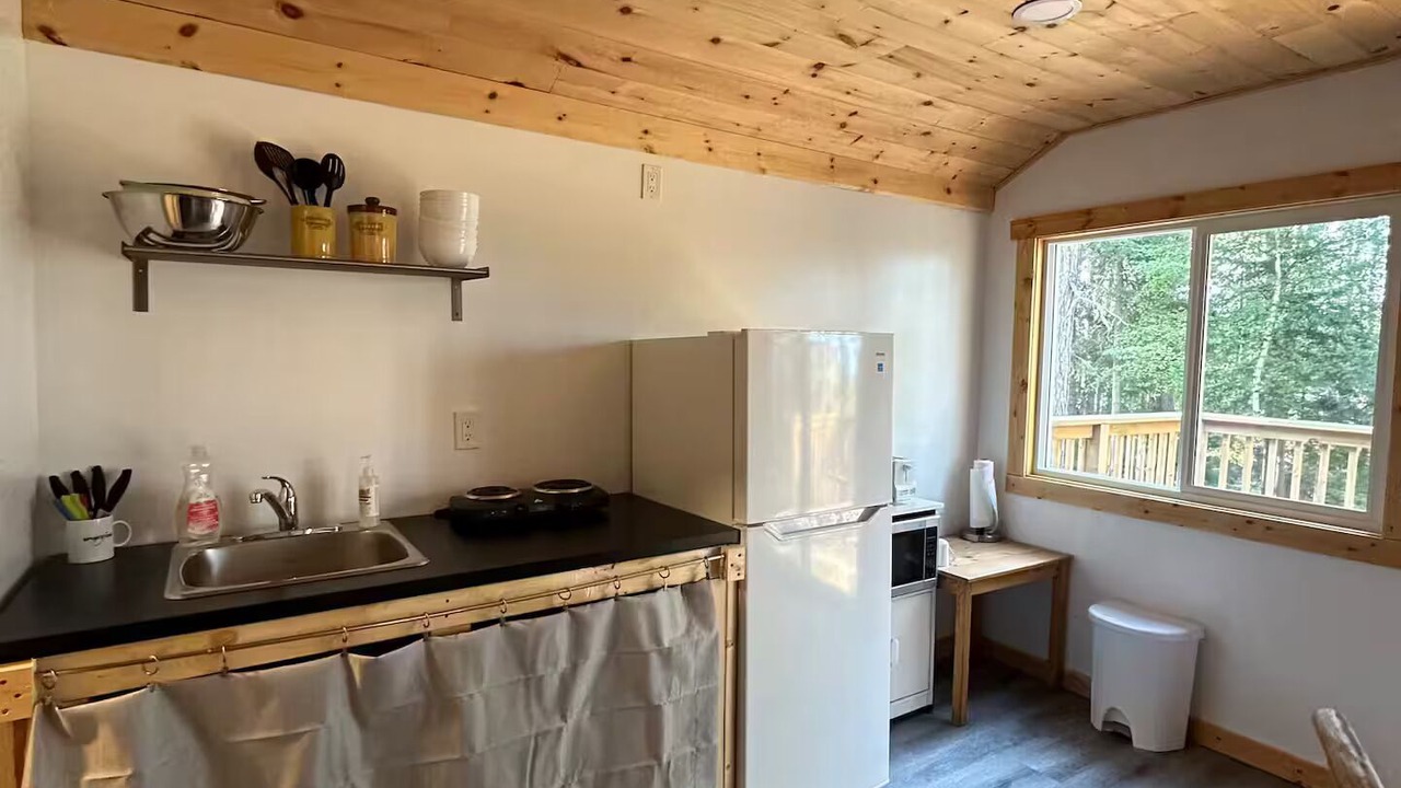 Photo of Kitchen in Falcon Lake