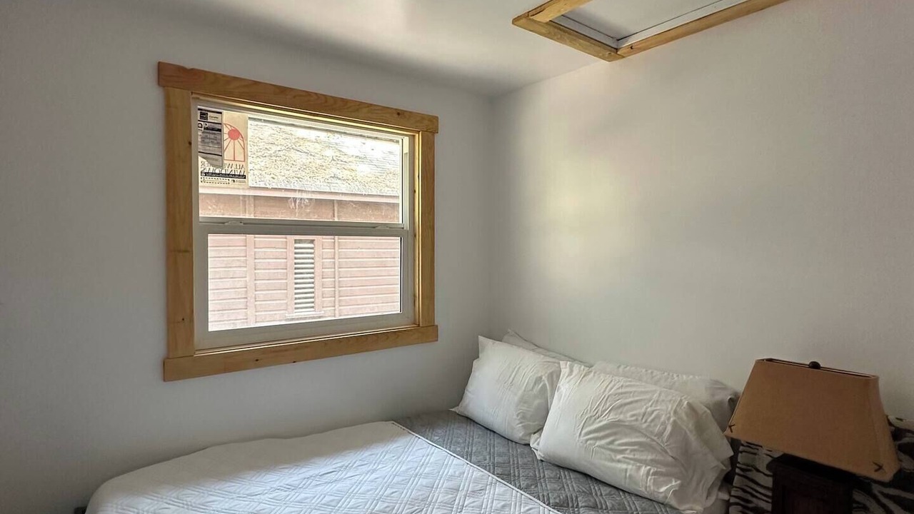 Photo of Bedroom in Falcon Lake